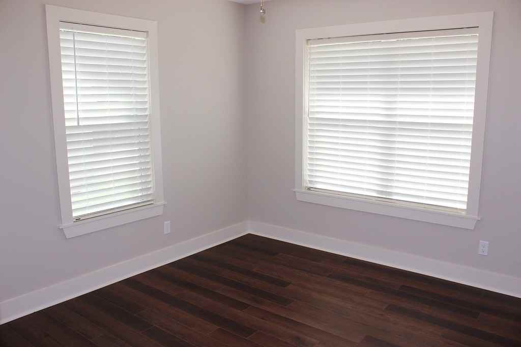 1601 Faulkner St - Photo 2 of 20