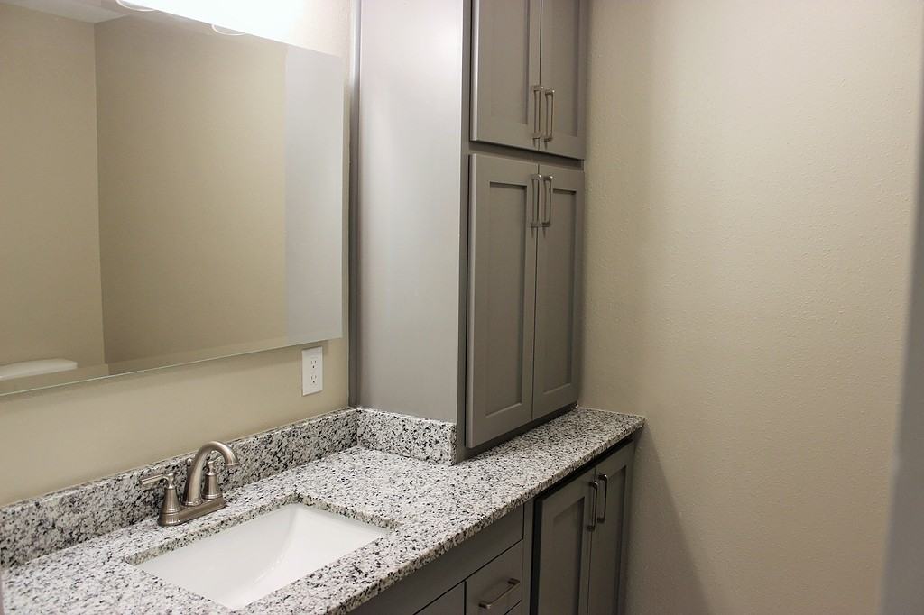 1601 Faulkner St - Photo 4 of 20