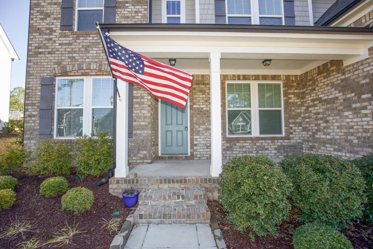 660 Avenue Of The Carolinas - Photo 3 of 50