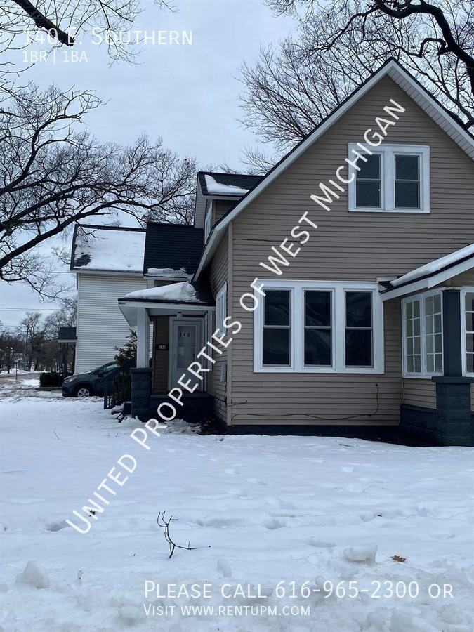 140 E Southern Ave - Photo 2 of 2