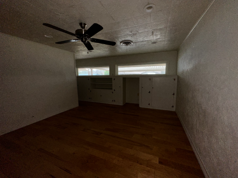 1241 N Wildwood Dr - Photo 4 of 33