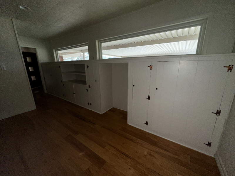 1241 N Wildwood Dr - Photo 5 of 33