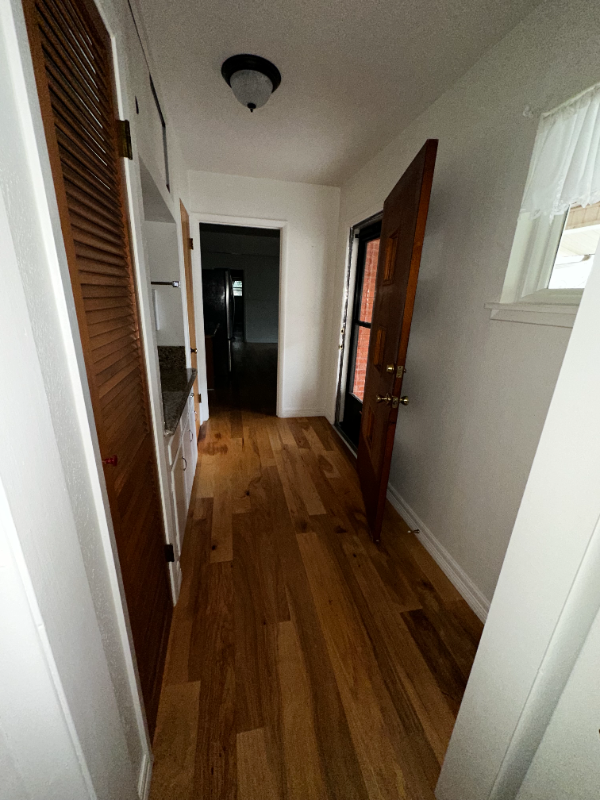 1241 N Wildwood Dr - Photo 7 of 33