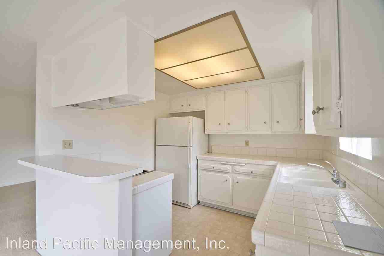 1920 Harriman Lane - Photo 2 of 12