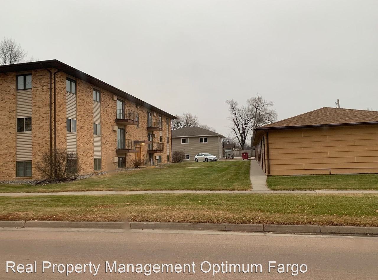 321 N 4th Avenue - Photo 2 of 3