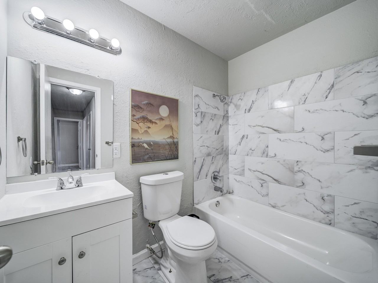 Pebbleshores Dr - Photo 2 of 19