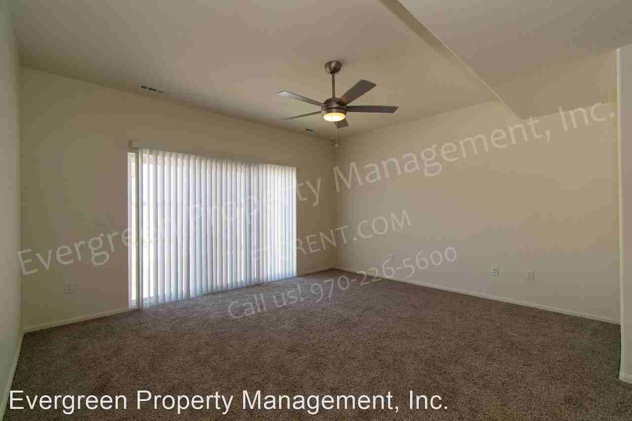 1709 102nd Ave - Photo 3 of 33