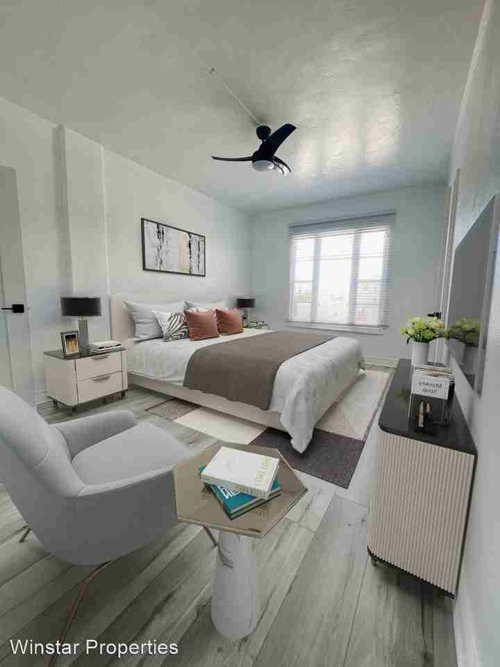 160 S. Gramercy Pl. - Photo 3 of 27