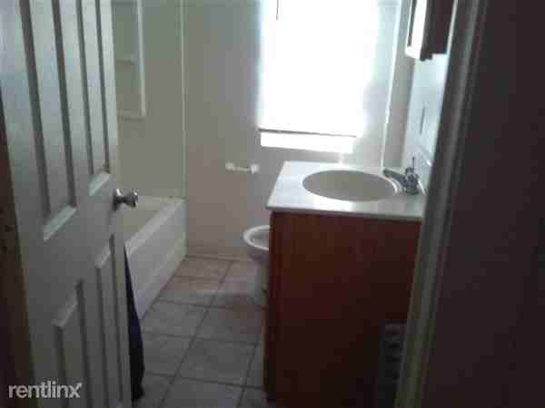 Timbro's Apartments - Photo 2 of 6