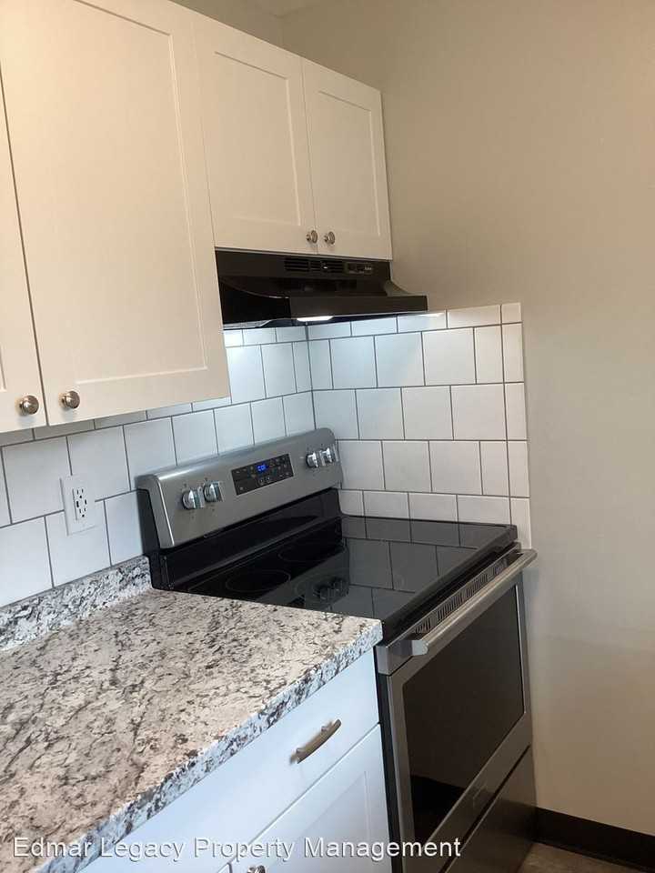 Vero Beach Place LLC - Photo 3 of 21