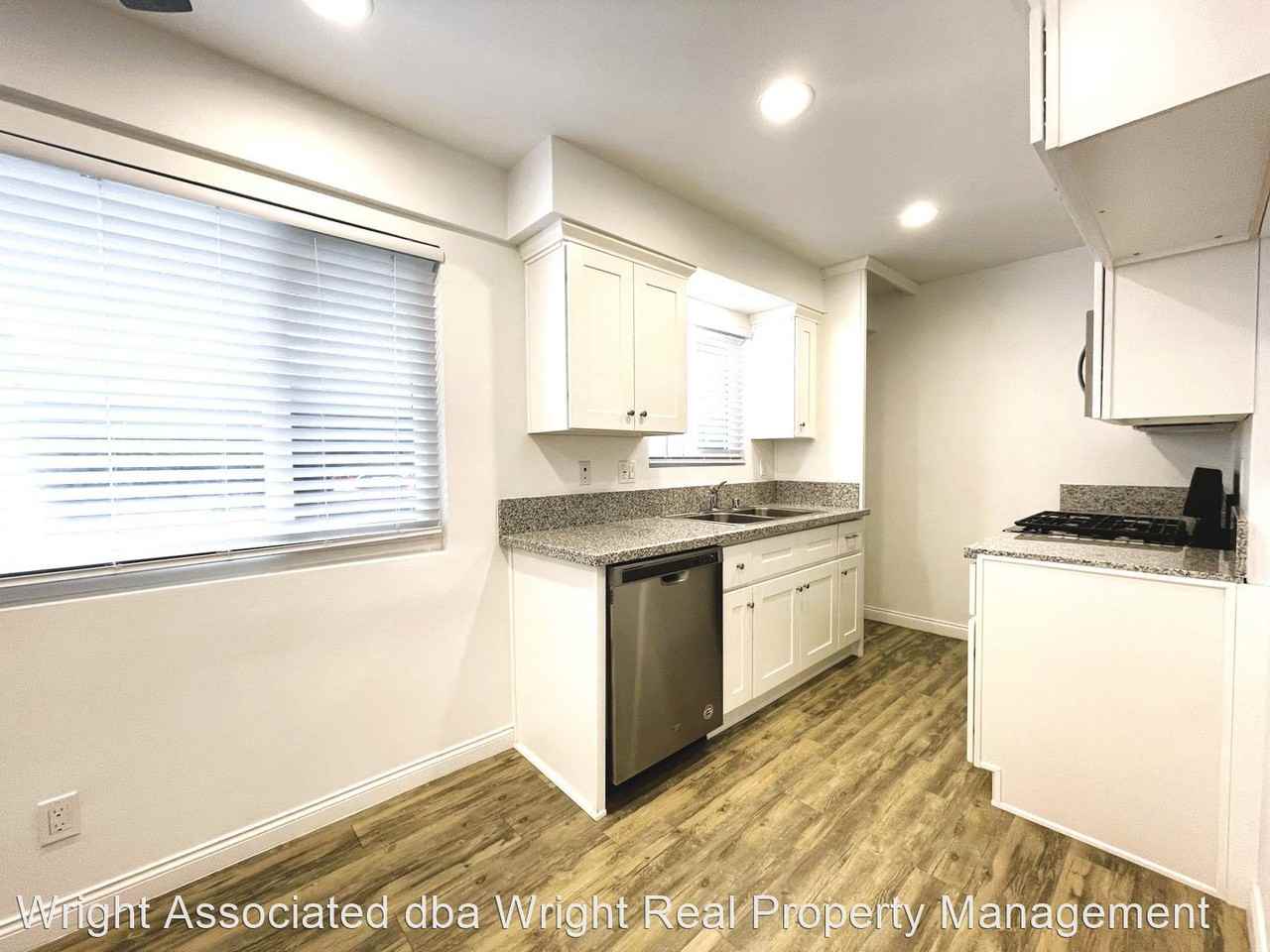 657 Scott Place - Photo 3 of 7