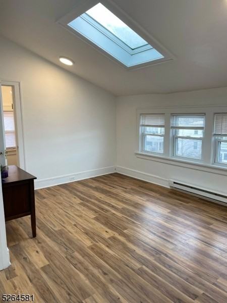 35 Kingsley St - Photo 2 of 6