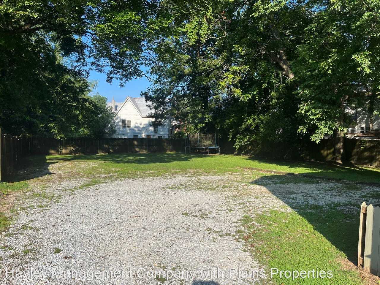 407B S 8th St - Photo 2 of 2