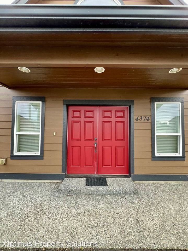 4374 Saltspring Dr - Photo 2 of 43