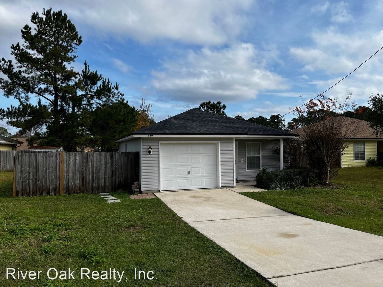 460 S Vermont Ave - Photo 2 of 18