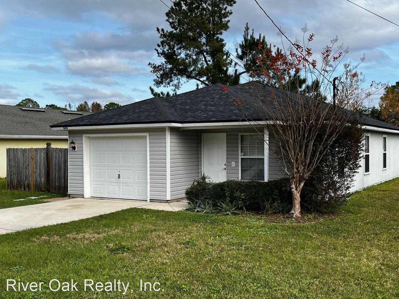 460 S Vermont Ave - Photo 3 of 18