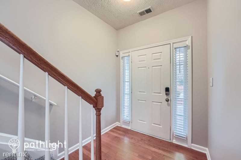 7201 Gold Mine Ave - Photo 3 of 20