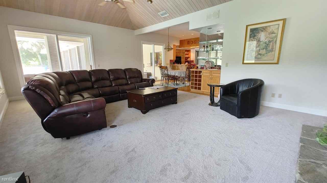 1761 Breakers West Blvd - Photo 3 of 19