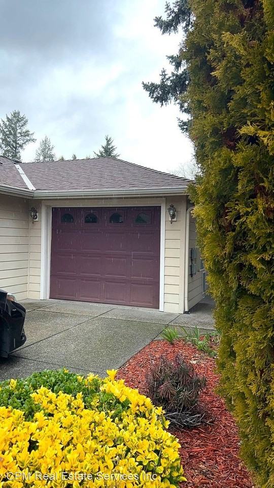 440, 442, 444, 446, 448, 450, 452 Pine Street - Photo 3 of 24