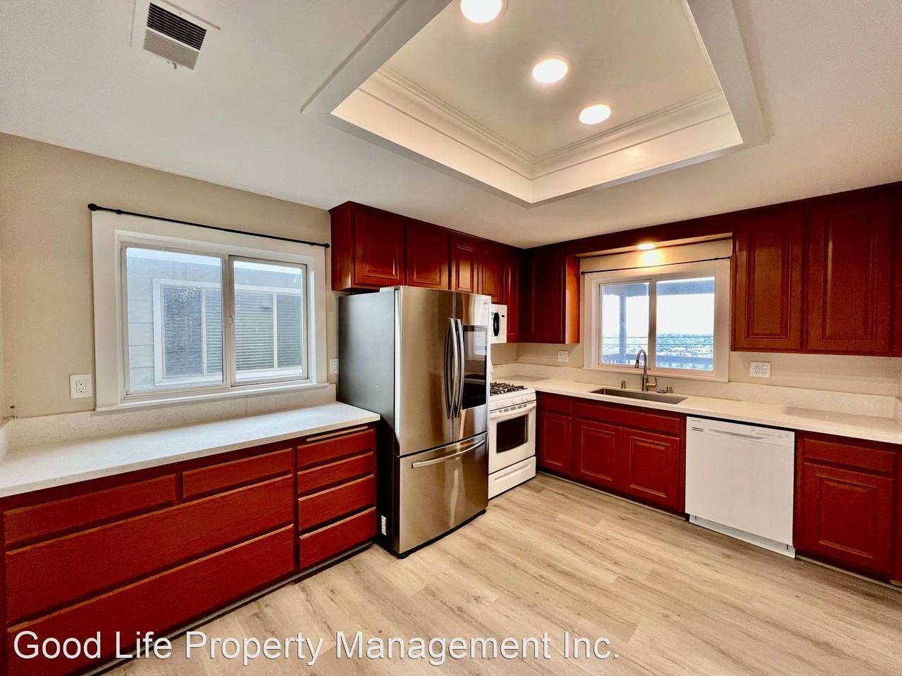 1225 San Bernardino Ave - Photo 2 of 17