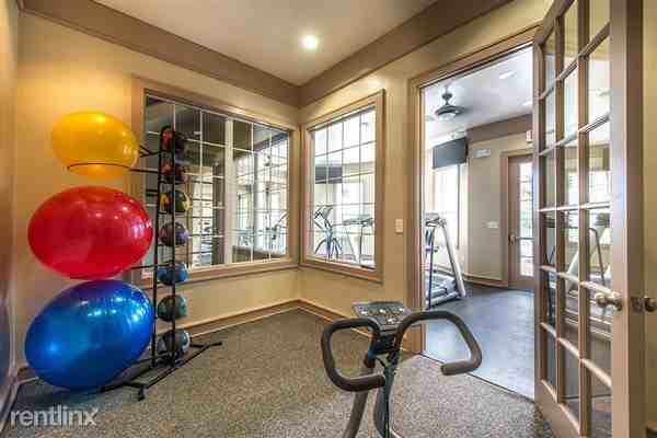 Encino Commons @ E Evans - Photo 3 of 10