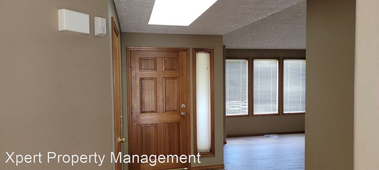 4419 Ne 123rd Cir - Photo 2 of 19
