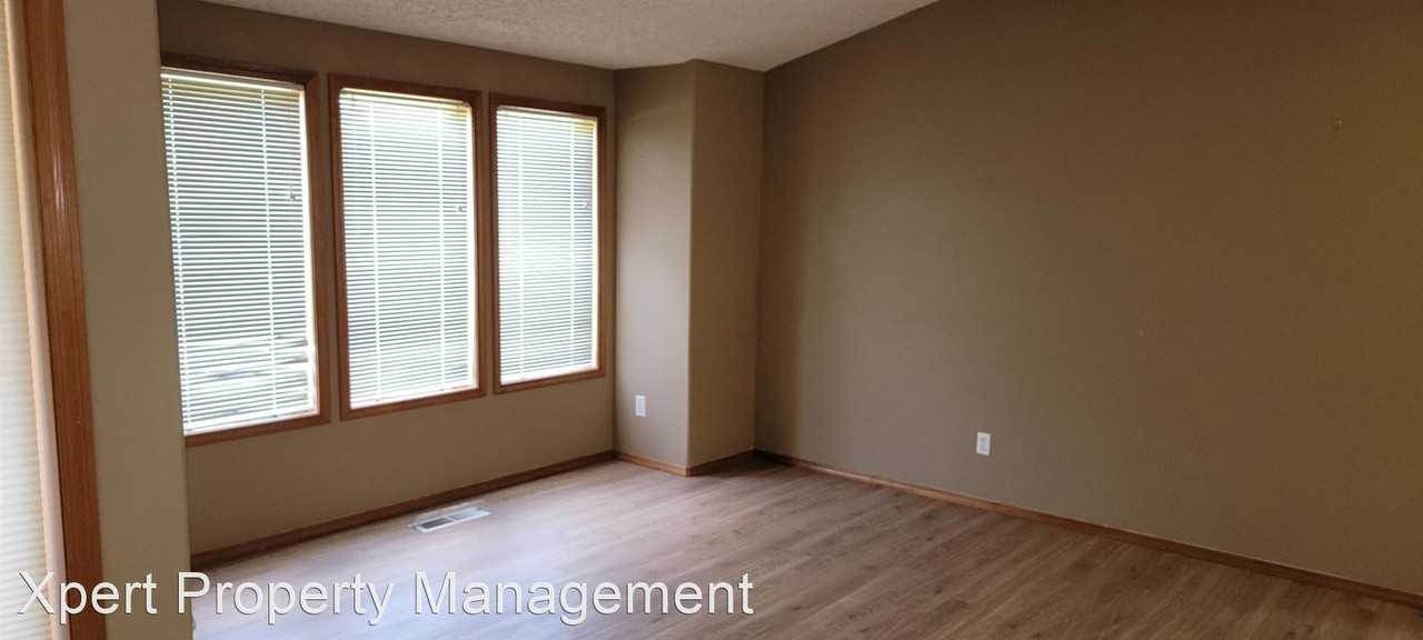 4419 Ne 123rd Cir - Photo 3 of 19
