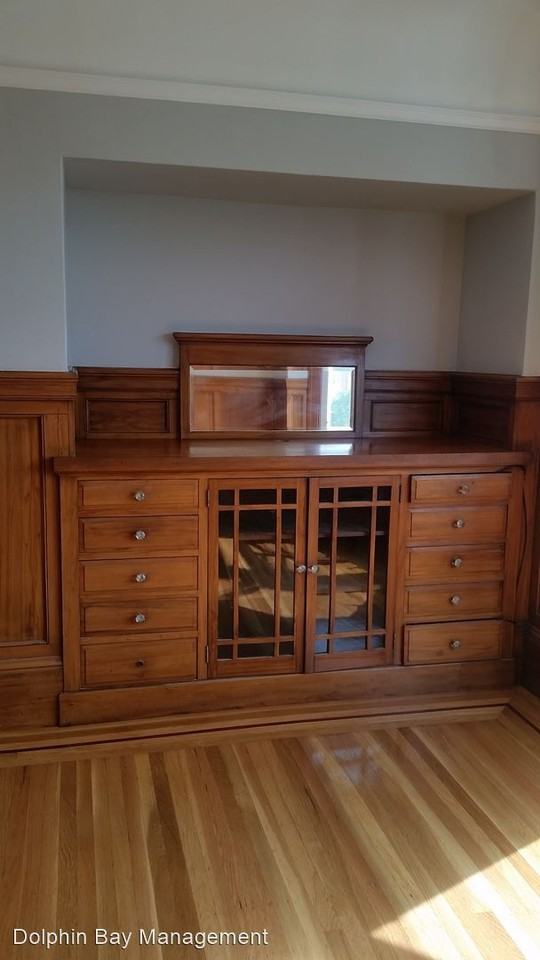 1906 Powell St. - Photo 3 of 23