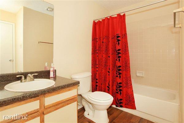 Hamilton @ Bluemel - Photo 3 of 39