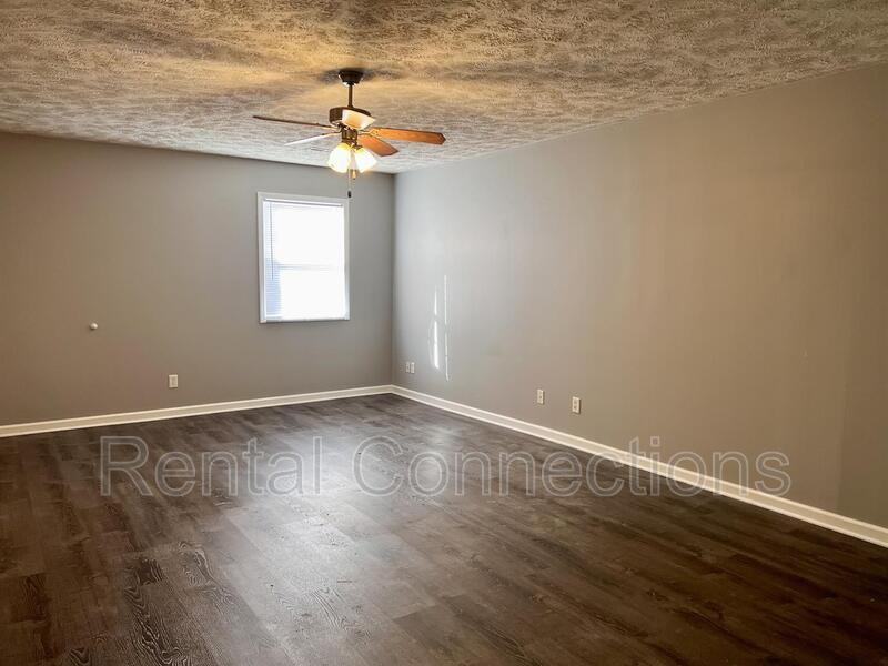 103 N Bentley St #B - Photo 3 of 14