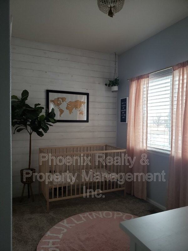 10327 Baily St - Photo 3 of 18