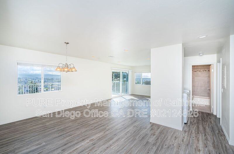 2709 Elm Ave #B - Photo 4 of 29