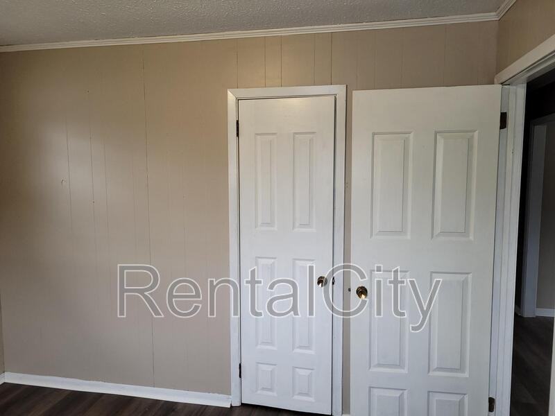 113 Northside Ave - Photo 2 of 10