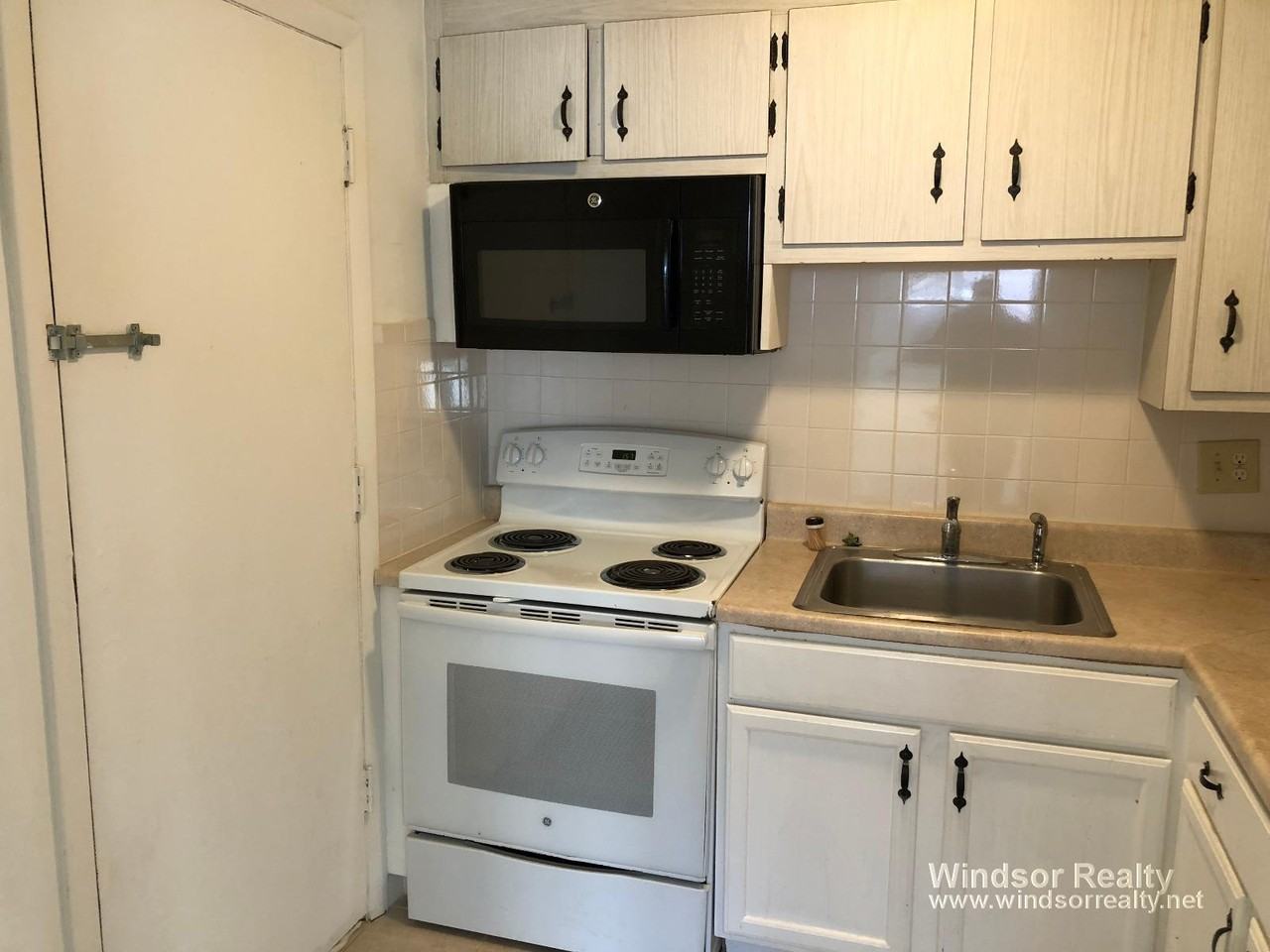 Revere Beach Pkwy. & Murray St #4 - Photo 4 of 10