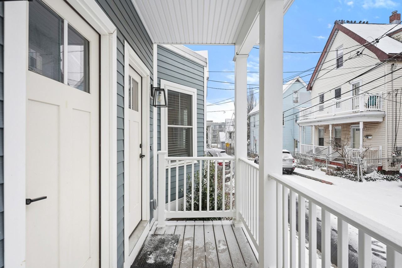 22 Henderson St #1 - Photo 5 of 22