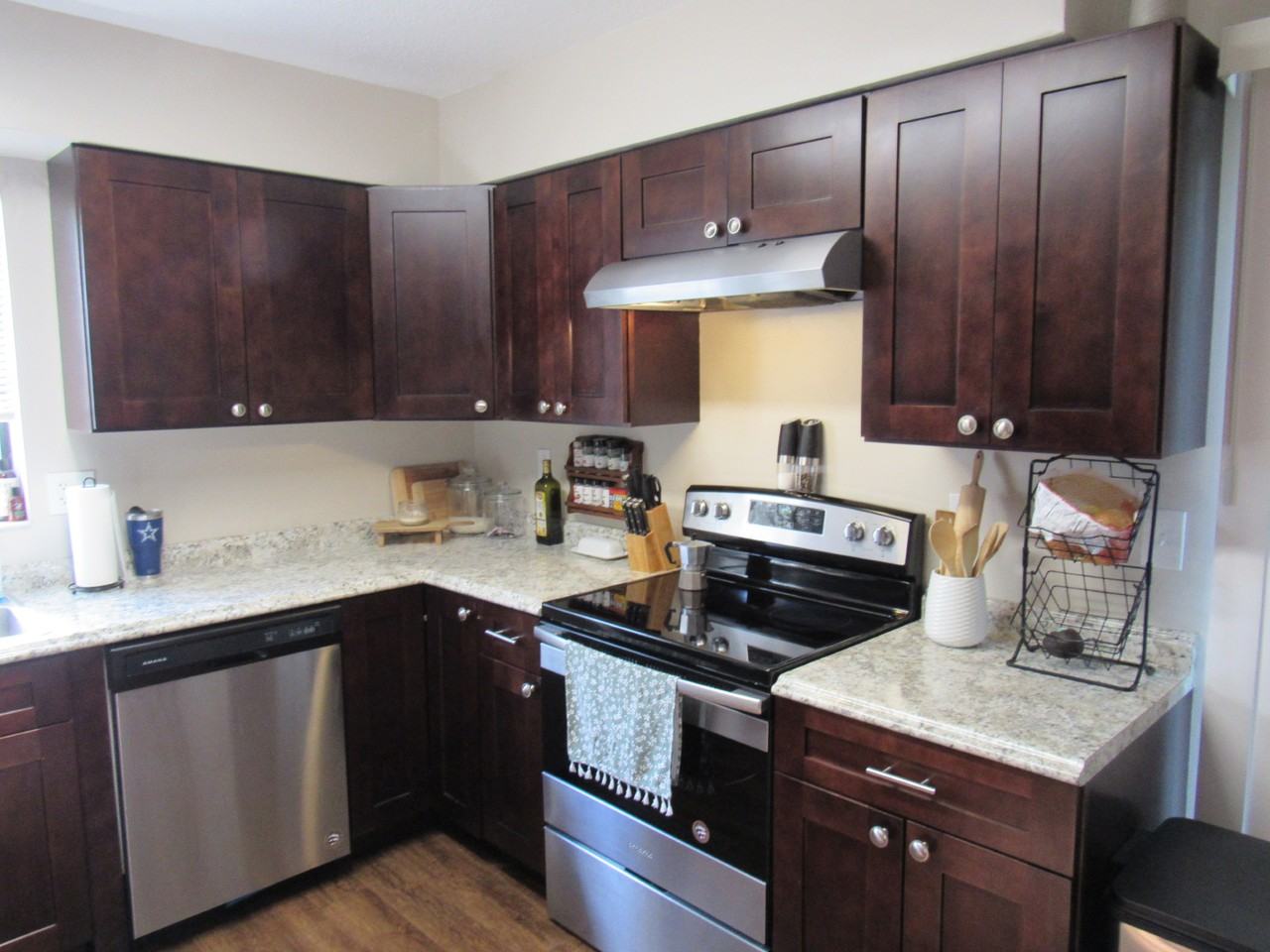 6191 Sequoia Dr - Photo 5 of 11