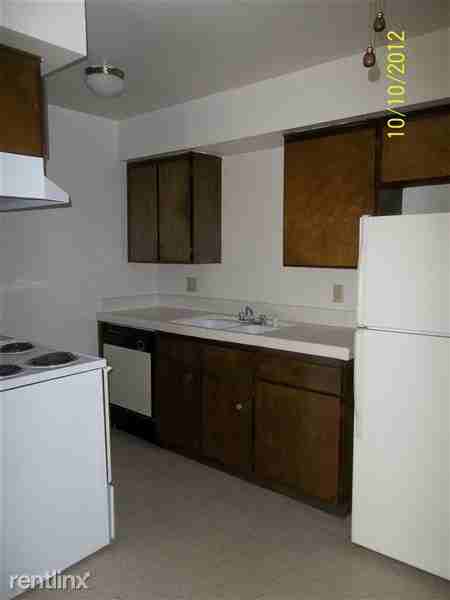 Ashlan Village Apartments - Photo 3 of 14