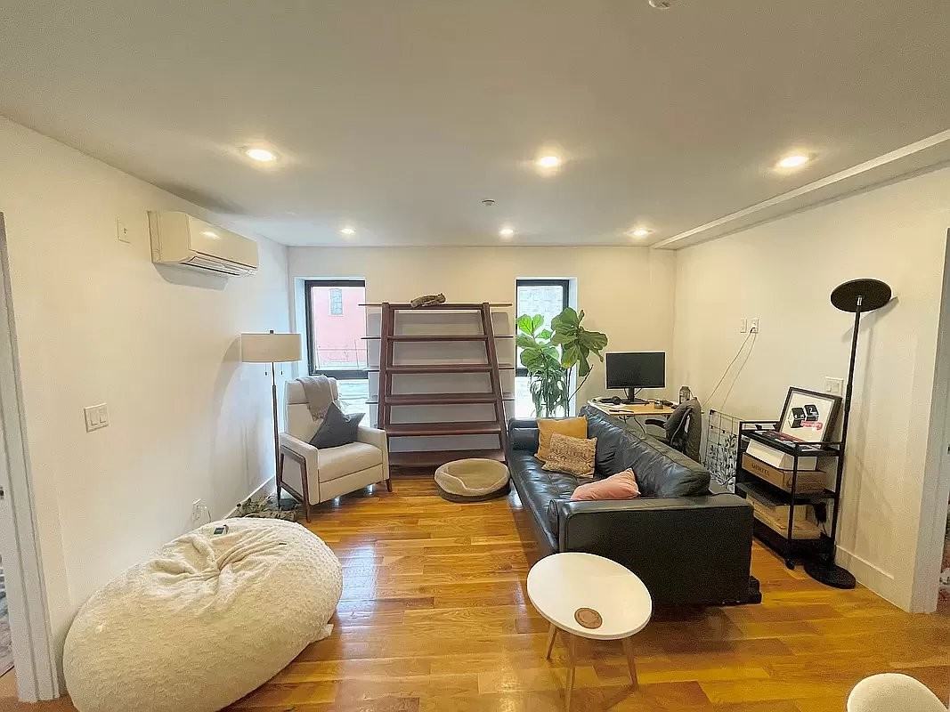 766 Lafayette Ave #2D