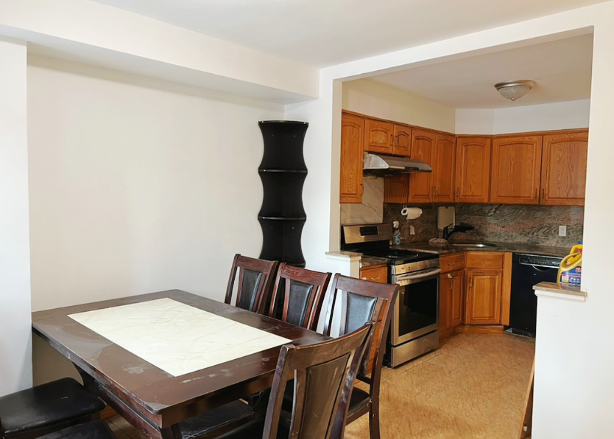 1827 Hendrickson Street #1f - Photo 2 of 7