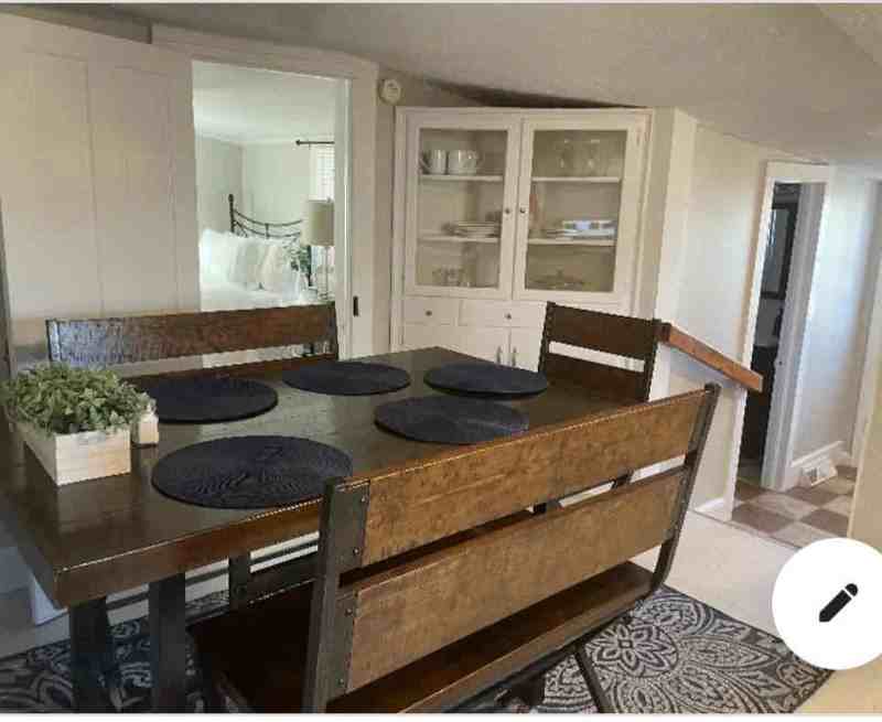 115 Emmett St - Photo 2 of 11