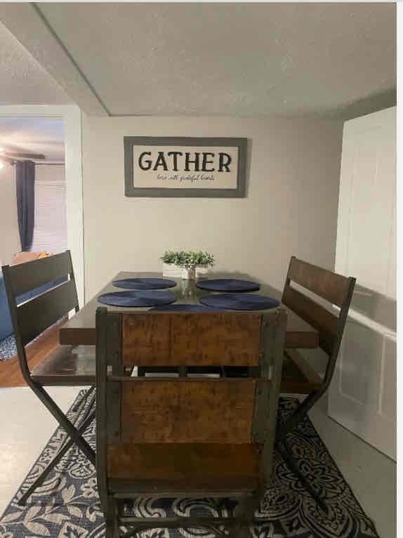 115 Emmett St - Photo 3 of 11