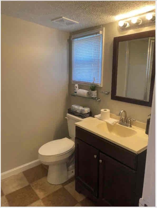 115 Emmett St - Photo 4 of 11