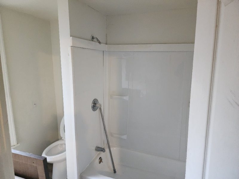 142 Franklin St #3 - Photo 2 of 8