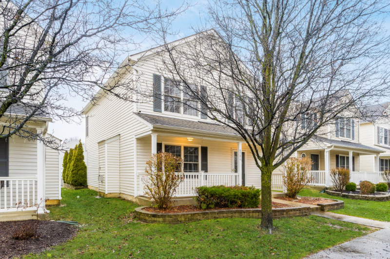 8286 Altair St - Photo 2 of 45