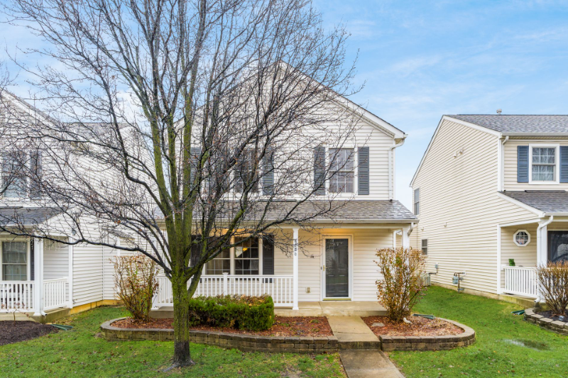 8286 Altair St - Photo 3 of 45