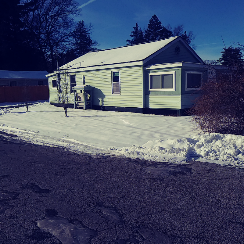 20 Forest St - Photo 2 of 26