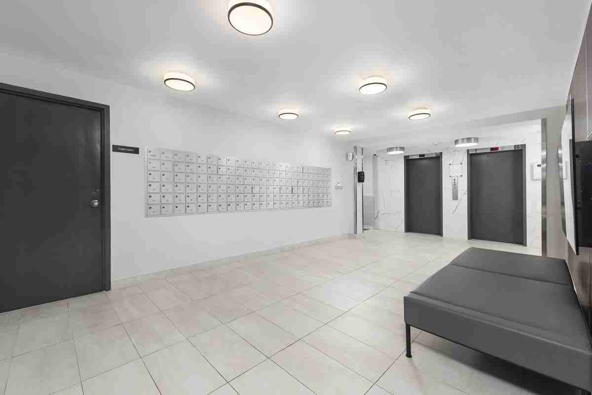 3045 Queen Frederica Drive Apartments 3045