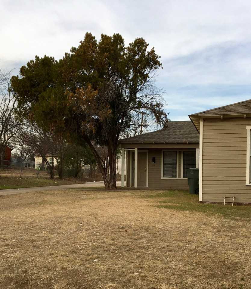 613 Carrie Ave #613 - Photo 6 of 8