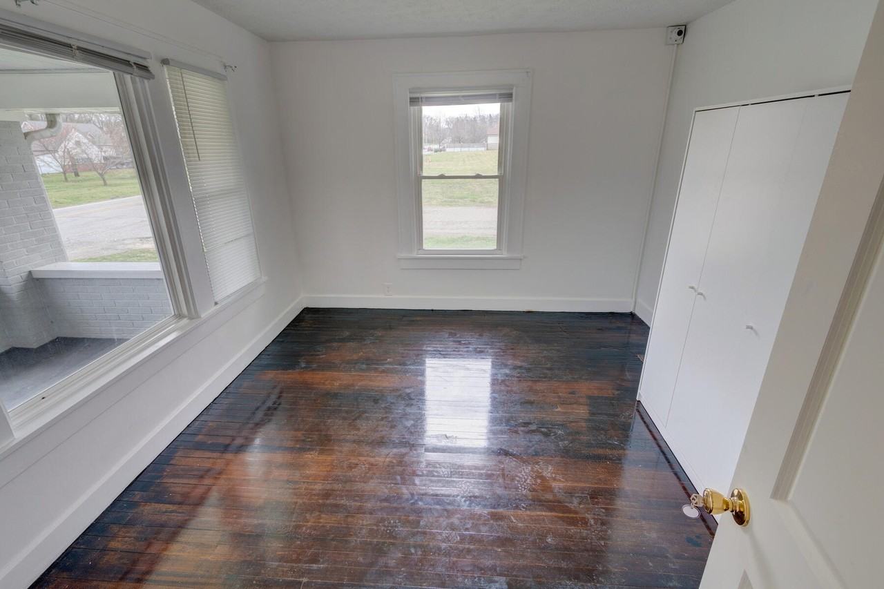 Dett St & Sprague St #2B - Photo 7 of 34