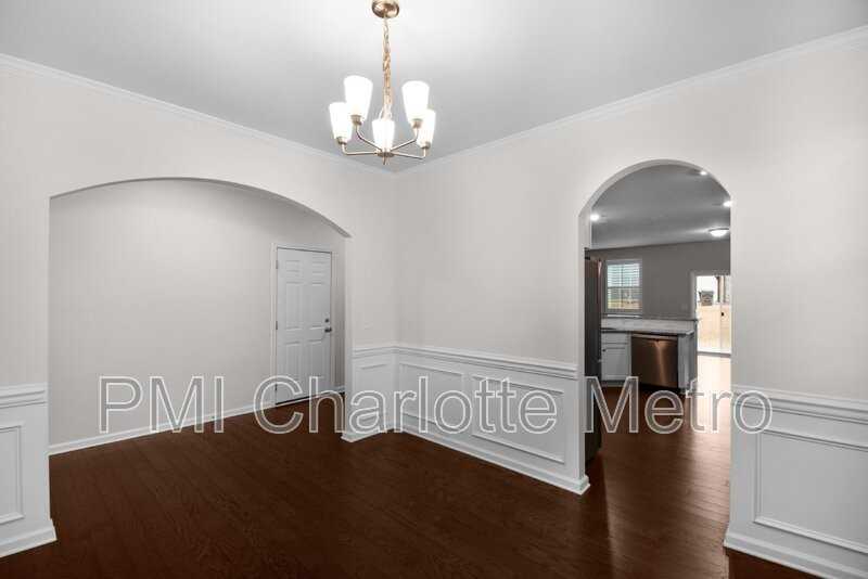 14002 Bordley Pl - Photo 7 of 36